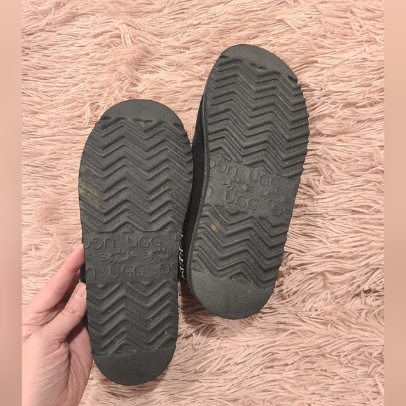 UGG Tasman Slippers - Picture 4 of 6